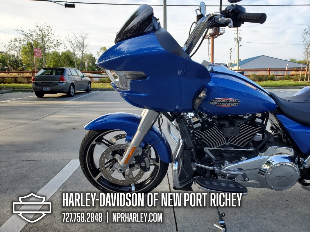 2025 Harley-Davidson® Road Glide™, photo 11