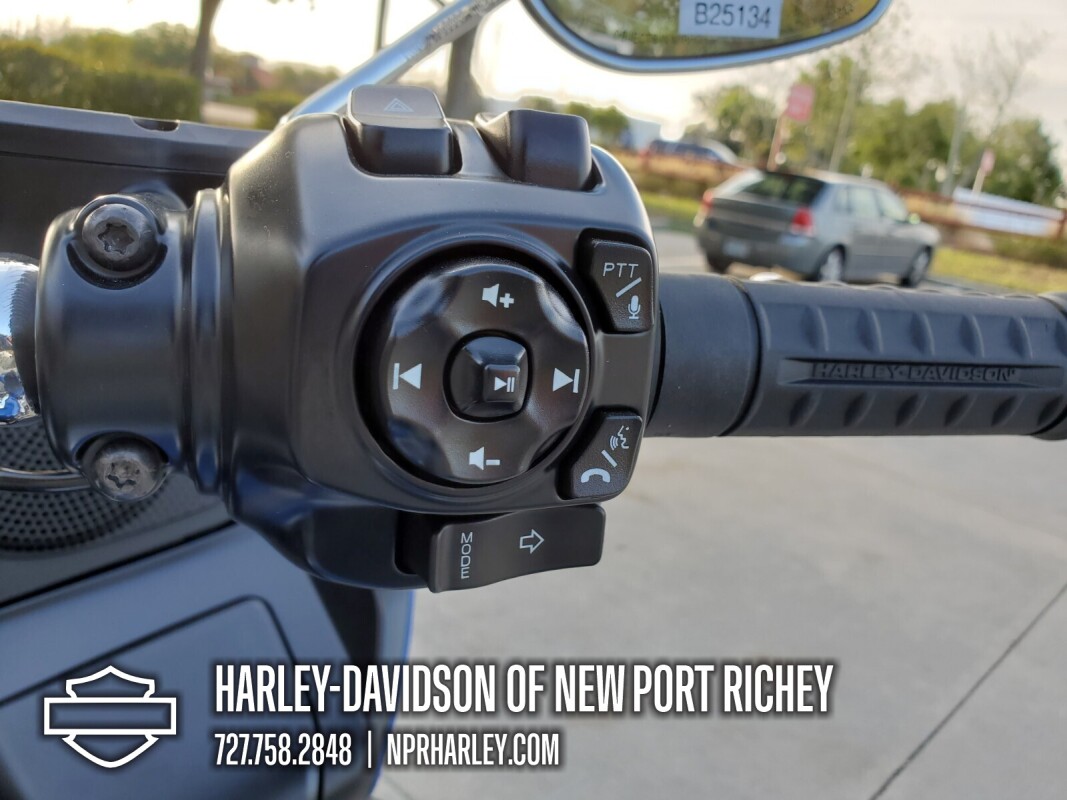 2025 Harley-Davidson® Road Glide™, photo 14