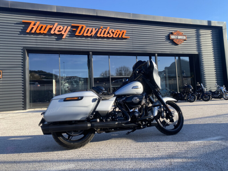 2024 Harley-Davidson® Street Glide®