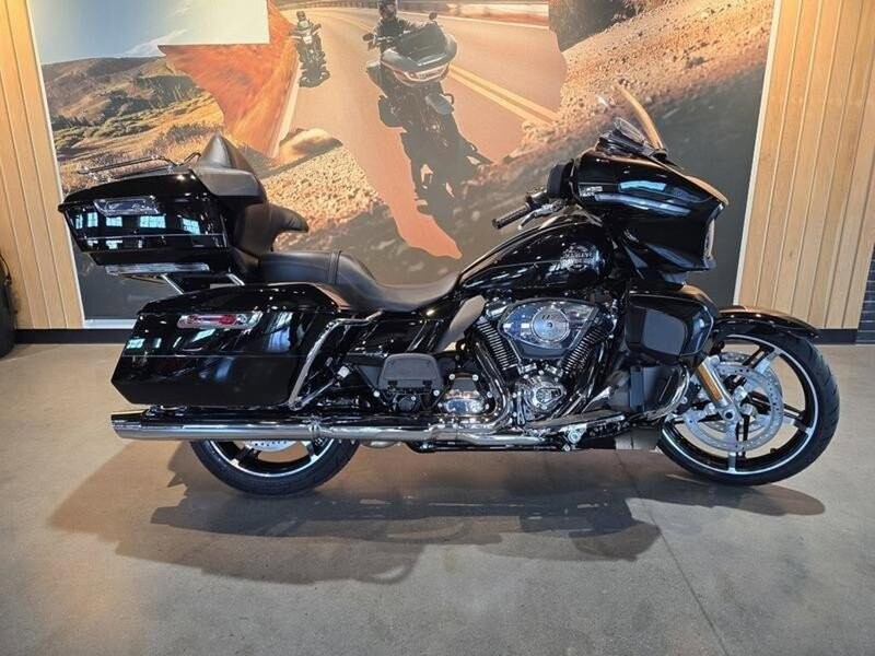 2025 Harley-Davidson® Street Glide™ Ultra FLHXU