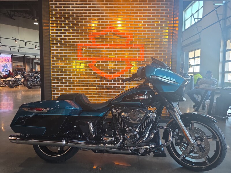 2026 Harley-Davidson® Street Glide® FLHX