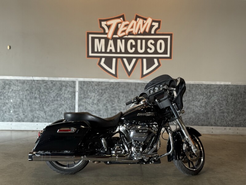 2022 Harley-Davidson® Street Glide® FLHX
