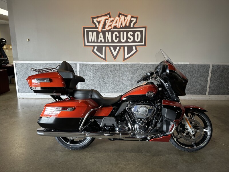 2025 Harley-Davidson® Street Glide™ Ultra FLHXU