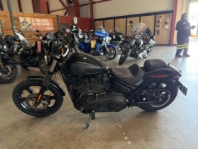 2024 Harley-Davidson® Street Bob™ 114 FXBBS thumb 2