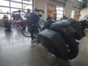 2019 Harley-Davidson® Iron 883™ Black Denim thumb 0