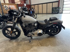 2025 Harley-Davidson® Street Bob™ FXBB thumb 2