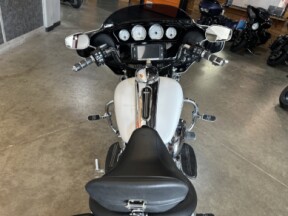2017 Harley-Davidson® Street Glide® Special FLHXS  thumb 0