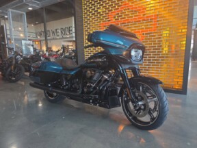 2026 Harley-Davidson® Street Glide® FLHX thumb 3