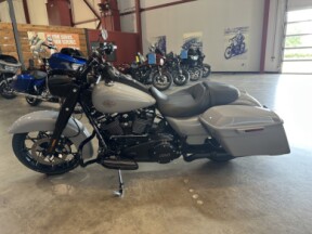 2025 Harley-Davidson® Road King™ Special FLHRXS thumb 2