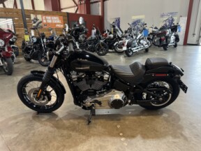 2025 Harley-Davidson® Street Bob™ FXBB thumb 2