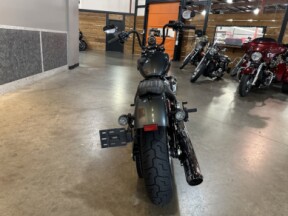 2025 Harley-Davidson® Street Bob™ FXBB thumb 1