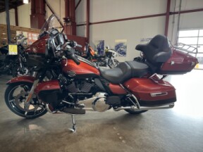 2025 Harley-Davidson® Street Glide™ Ultra FLHXU thumb 2