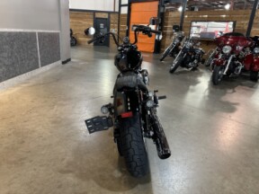 2025 Harley-Davidson® Street Bob™ FXBB thumb 1