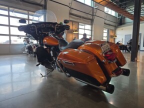 2015 Harley-Davidson® Ultra Limited FLHTK  thumb 0