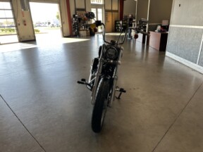 2024 Harley-Davidson® Softail™ Standard FXST thumb 3