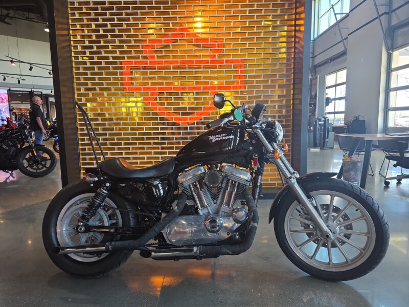 2008 Harley-Davidson® Sportster® 883 Custom Black