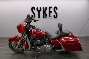 2021 Harley-Davidson FLHXS Touring Street Glide Special in Billiard Red thumb 0