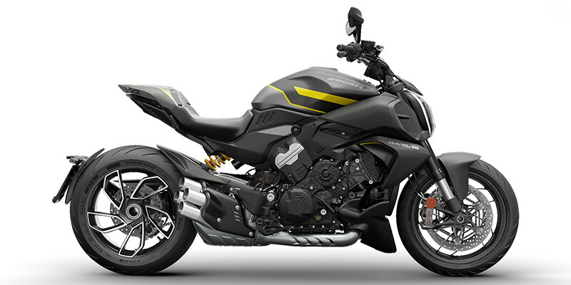 2026 Diavel V4