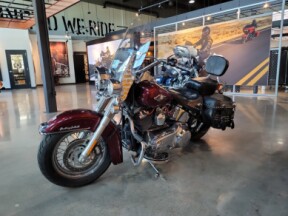 2014 Harley-Davidson® Heritage Softail® Classic FLSTC  thumb 1