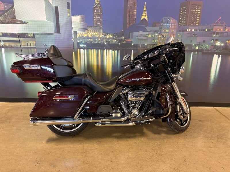 2021 Harley-Davidson® Ultra Limited FLHTK