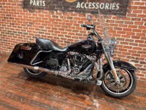 2021 Harley-Davidson® Road King® FLHR thumb 3