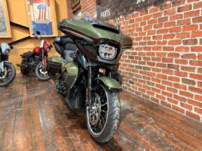 2026 Harley-Davidson® Street Glide Limited FLHXL thumb 1