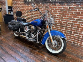 2017 Harley-Davidson® Heritage Softail® Classic FLSTC  thumb 1