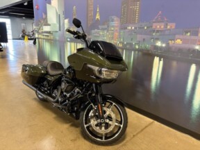FLTRX 2026 Road Glide® thumb 1