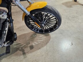 2025 Harley-Davidson® Breakout™ FXBR thumb 3