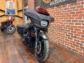 FLHXSTSE 2026 CVO Street Glide ST thumb 1