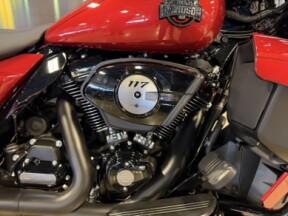 2026 Harley-Davidson® Street Glide Limited FLHXL thumb 3