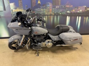 FLTRX 2026 Road Glide® thumb 1