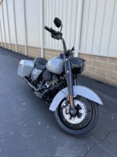 2025 Harley-Davidson® Road King™ Special FLHRXS thumb 2