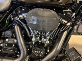 FLHRXS 2025 Road King™ Special thumb 3