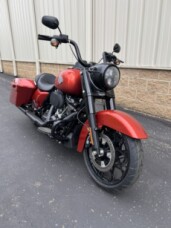2025 Harley-Davidson® Road King™ Special FLHRXS thumb 2