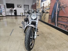 2009 Harley-Davidson® V-Rod Muscle® VRSCF thumb 3
