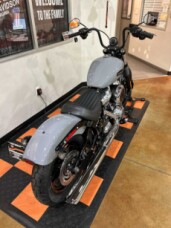 FXBB 2026 Street Bob® thumb 2