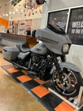 FLHX 2026 Street Glide® thumb 1