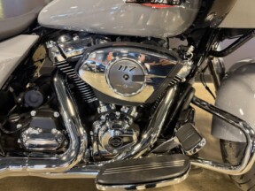 FLTRX 2026 Road Glide® thumb 3