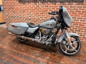 FLHX 2026 Street Glide® thumb 3
