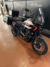 2026 Harley-Davidson® Pan America 1250 Limited RA1250L thumb 2