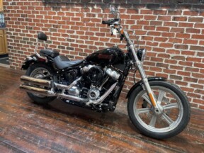 2024 Harley-Davidson® Softail™ Standard FXST thumb 3
