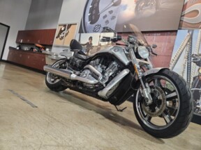 2009 Harley-Davidson® V-Rod Muscle® VRSCF thumb 2
