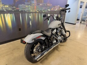 2025 Harley-Davidson® Street Bob™ FXBB thumb 0