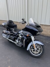2019 Harley-Davidson® Road Glide® Ultra FLTRU thumb 3