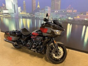 2025 Harley-Davidson® CVO™ Road Glide™ ST FLTRXSTSE thumb 1