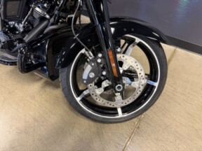 FLHX 2026 Street Glide® thumb 2
