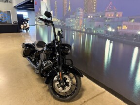 FLHRXS 2025 Road King™ Special thumb 1