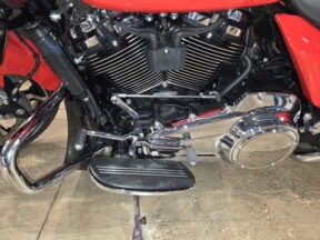 2026 Harley-Davidson® Road Glide® FLTRX thumb 3