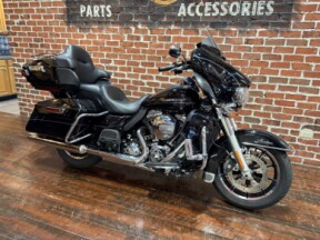 2015 Harley-Davidson® Ultra Limited FLHTK  thumb 3